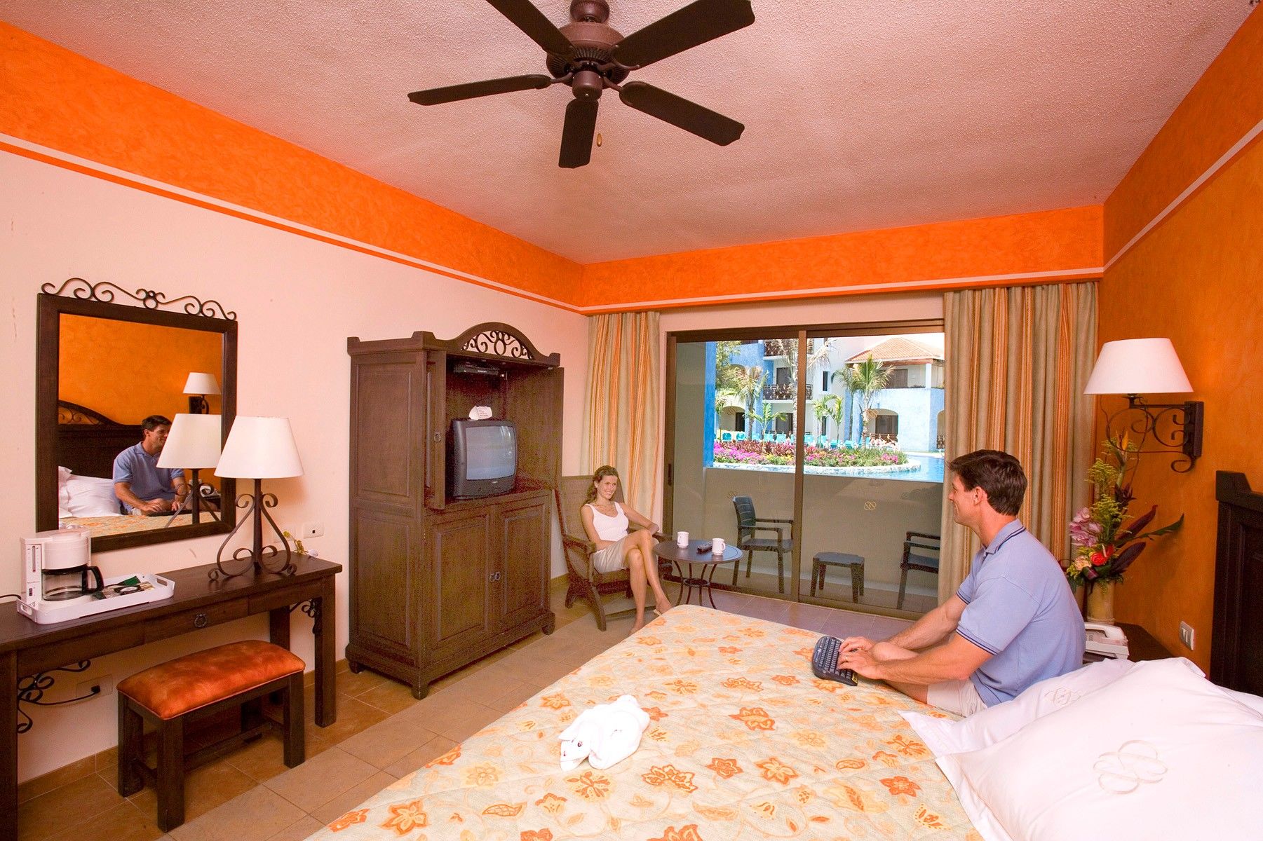 Occidental Grand Xcaret All Inclusive Hotel Los Dos Compadres Exterior photo